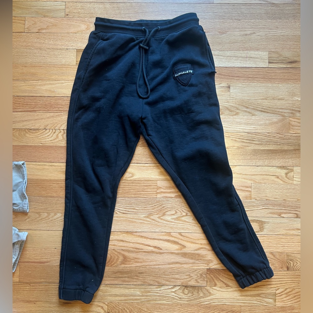 Black Alphalete Men’s Joggers Sweatpants